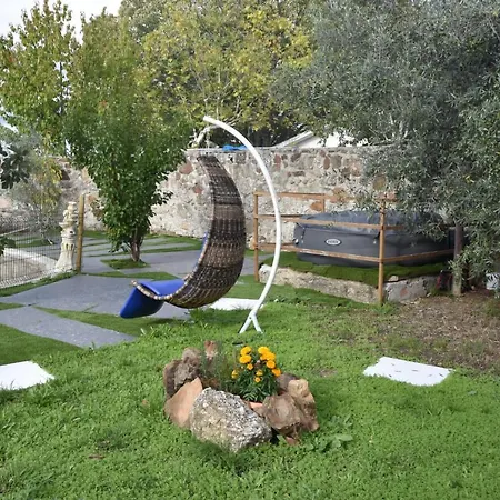 Dignus House 3* Folhadosa