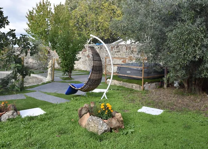 Dignus House 3* Folhadosa