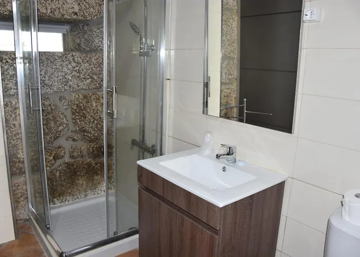 בית הארחה Dignus House Folhadosa